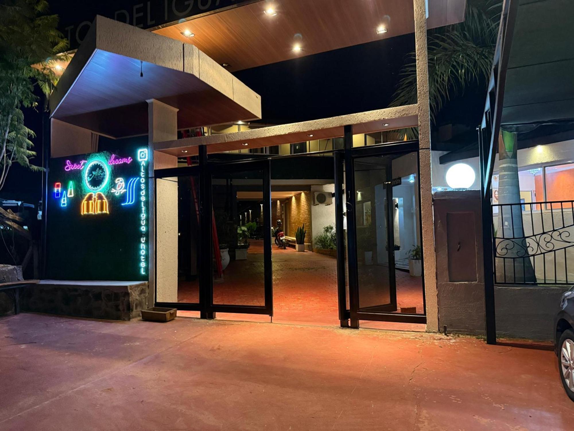 Altos Del Iguazu Hotel Puerto Iguazú Exterior foto